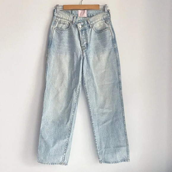 Revice Light Wash Blue Straighr leg Asymmetrical Waist Jeans 28 - Picture 3 of 6